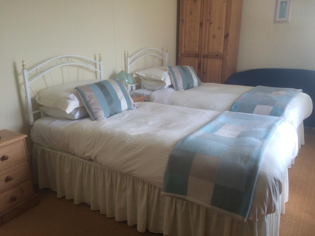 Trewithian Farm B&B Truro Room photo