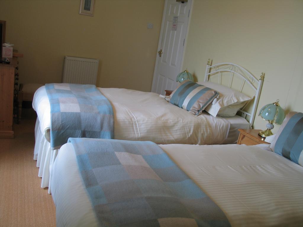 Trewithian Farm B&B Truro Room photo