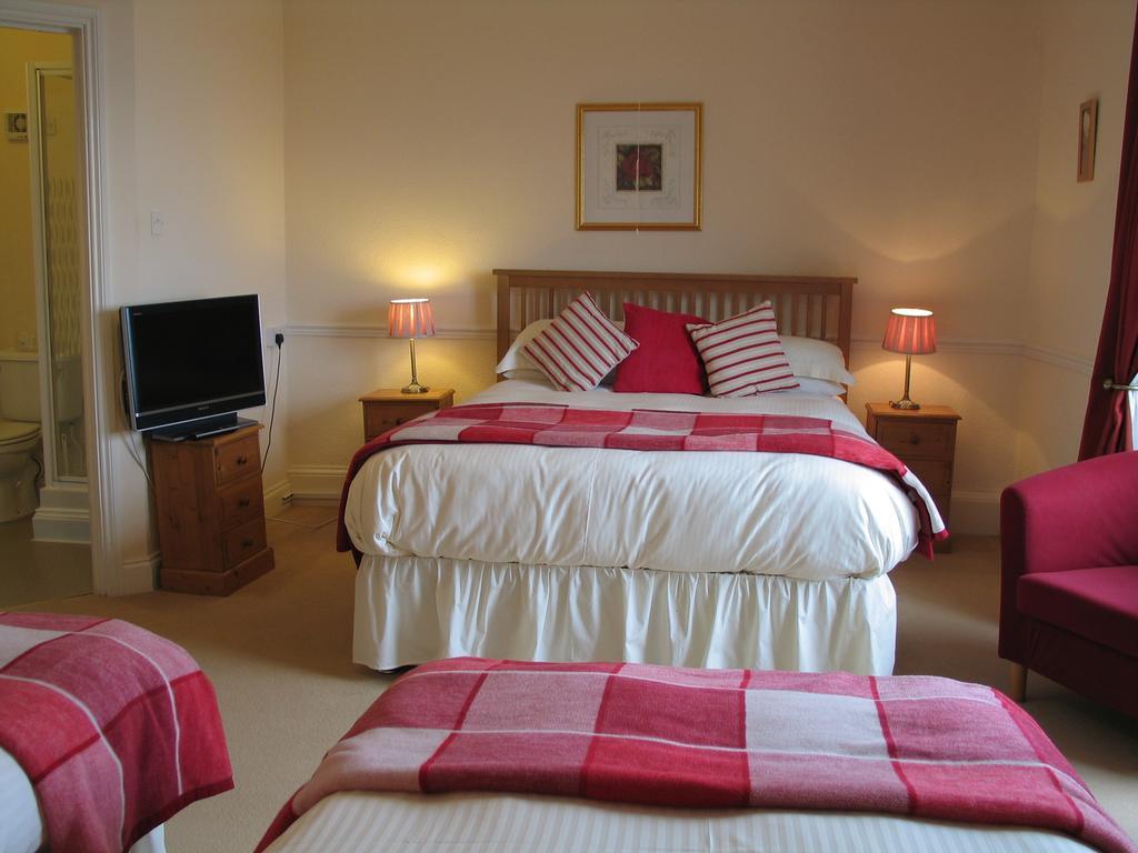 Trewithian Farm B&B Truro Room photo